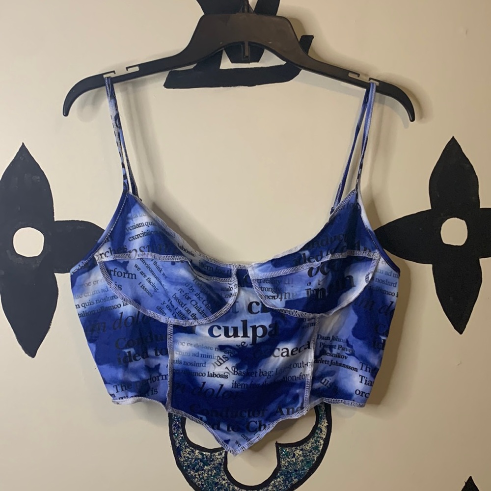 Crop top